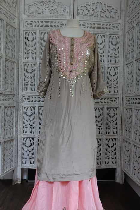 Taupe And Pink Mirror Worked Lengha - UK 20 / EU 46 - New