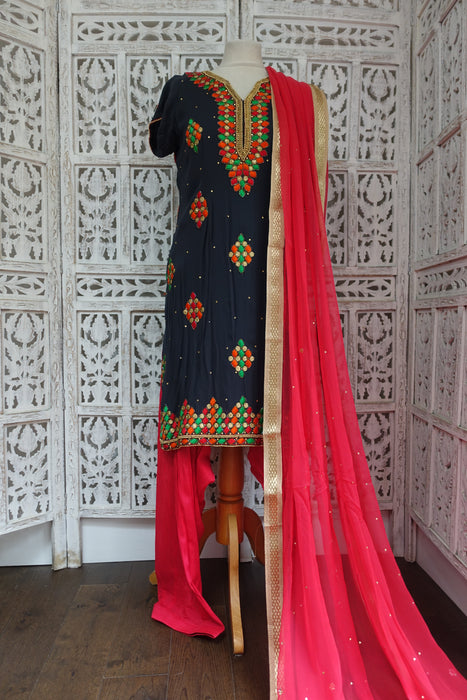 Charcoal And Coral Embroidered Salwar Suit - UK 12/38 - Preloved