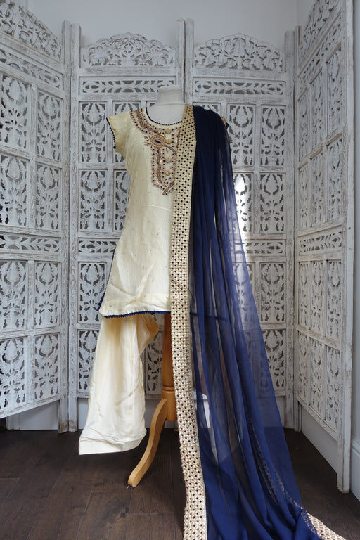 Cream Silk Salwar Suit - UK 10 / EU 36 - Preloved Ready - Indian Suit Company