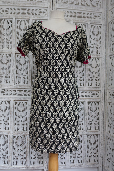 Black Embroidered Chiffon Tunic - UK 18 / EU 44 - New - Indian Suit Company