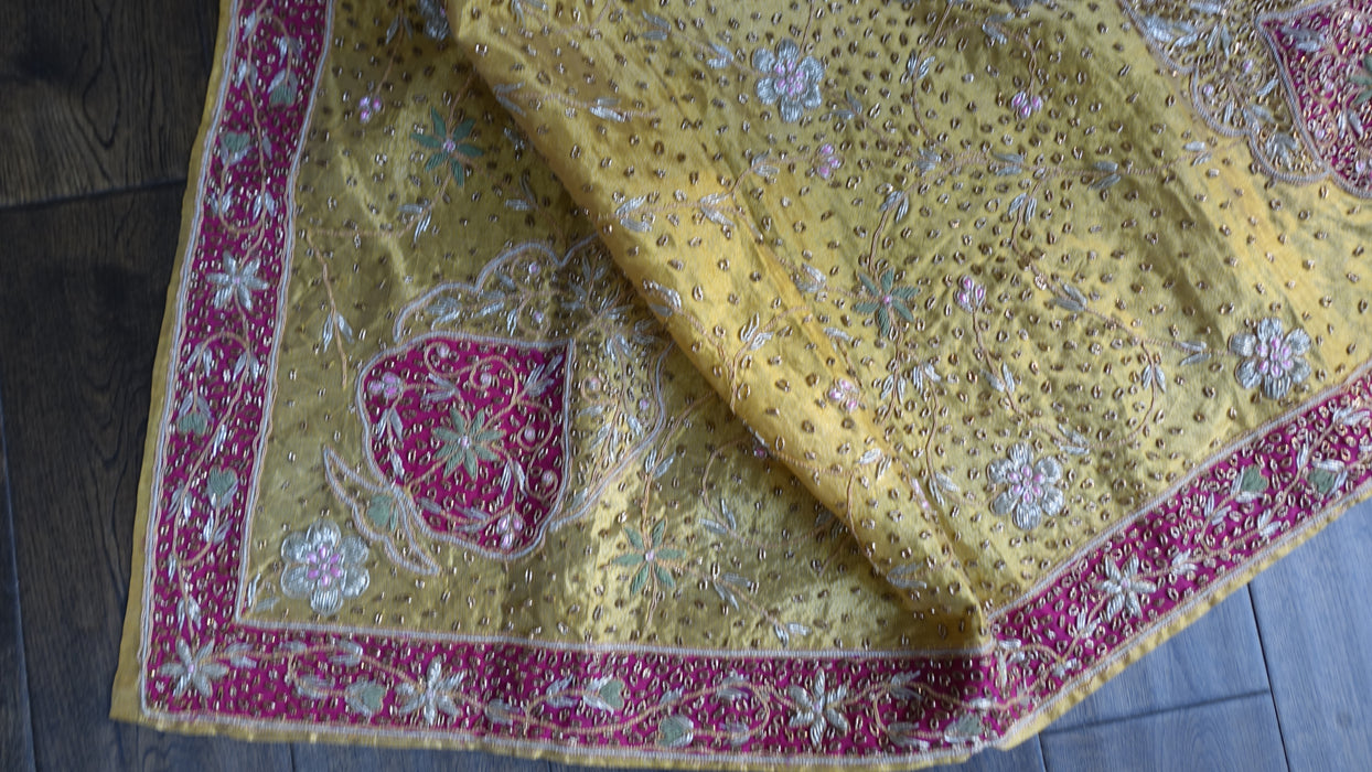 Gold Vintage Wedding Lengha - UK 22 / EU 48 - Preloved