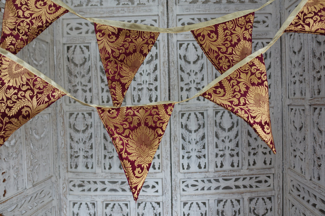 Maroon And Gold Bunting - 4.1 Metres