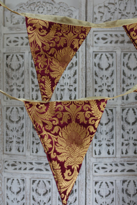 Maroon And Gold Bunting - 4.1 Metres