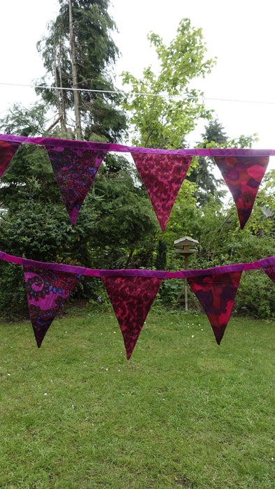 Dark Reds Plum Cotton Retro Printed Bunting - 6-7 Metres