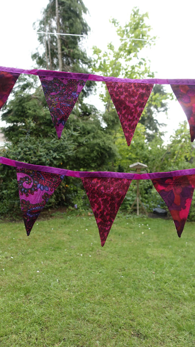 Dark Reds Plum Cotton Retro Printed Bunting - 6-7 Metres