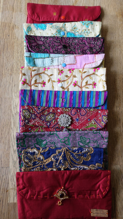 Vintage Silk & Reclaimed Fabric Gift Shagun / Envelopes – Pack of 5 (Clearance)