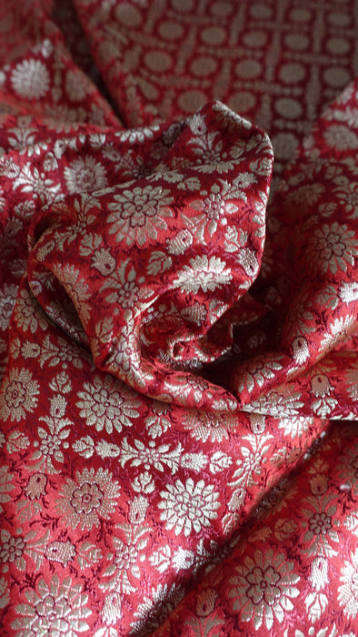 Red Banarsi Tablecloth With Crushed Organza Braid Trim