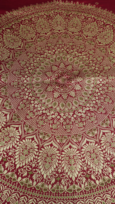 Red  Woven Large Decorative Tablecloth