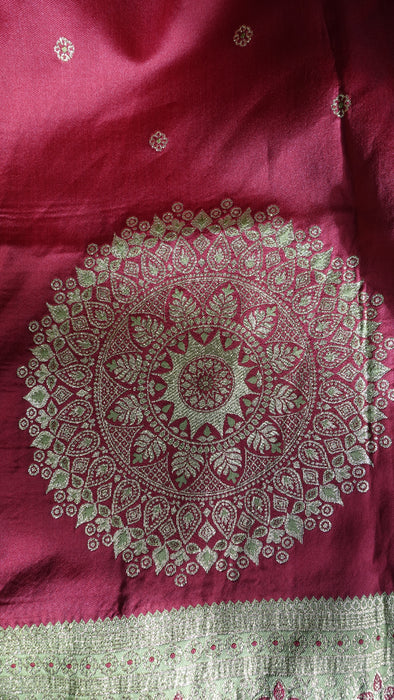 Red  Woven Large Decorative Tablecloth