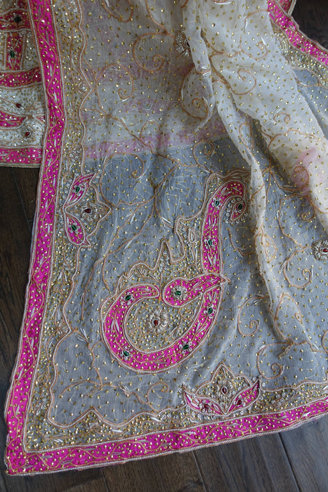 Cream Silk Vintage Lengha - Free Size - Preloved