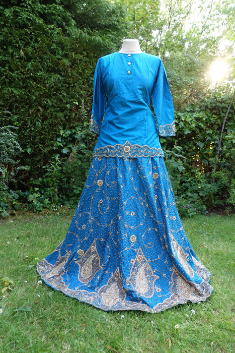 Peacock Blue Silk Vintage Lengha - Free Size - Preloved