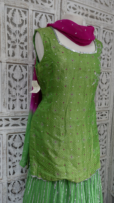 Green Brocade And Silk Chiffon 4Pc Lengha - UK 16 / EU 42 - New