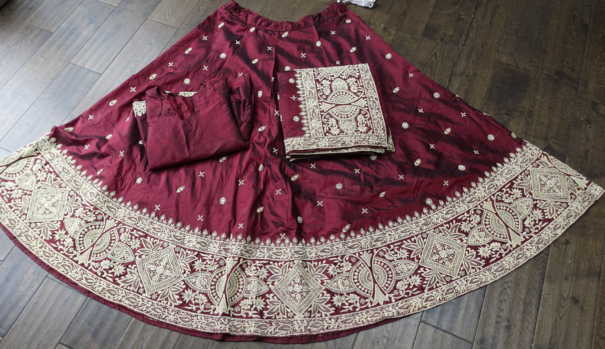 Maroon Vintage Silk 3PC Lengha - UK 12/EU 38 - Preloved