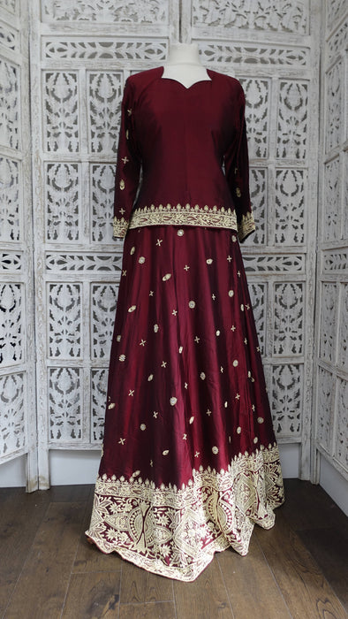 Maroon Vintage Silk 3PC Lengha - UK 12/EU 38 - Preloved