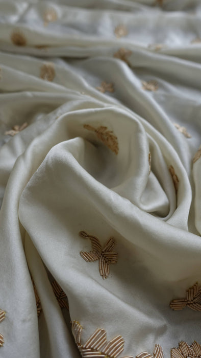 Off White Sateen Silk Vintage Lengha - UK 12/EU 38 - New