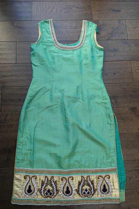 Green Raw Silk Effect Churidaar Suit - UK 6/EU 32 - New