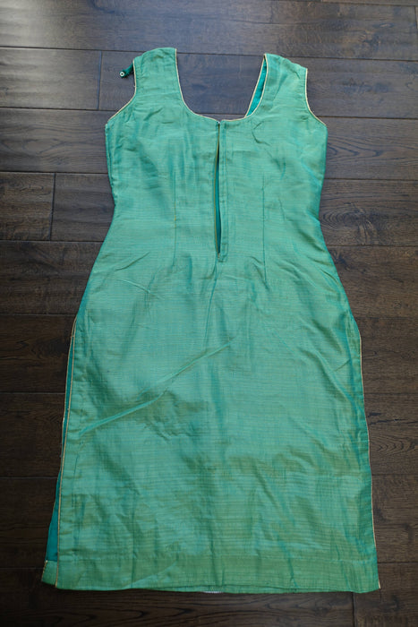 Green Raw Silk Effect Churidaar Suit - UK 6/EU 32 - New