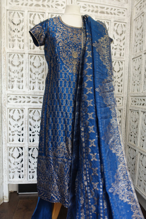 Blue Churidaar With Shawl - UK 12/EU 38 - Preloved