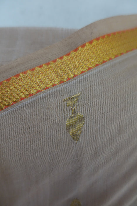 Beige Cotton And Gold Sari Including Blouse Piece - New