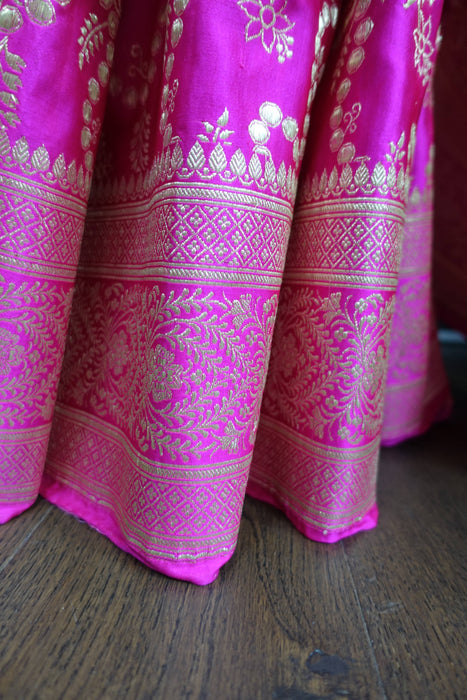 Hot Pink Vintage Wedding Banarsi Silk With Blouse To Fit 35 Bust - New