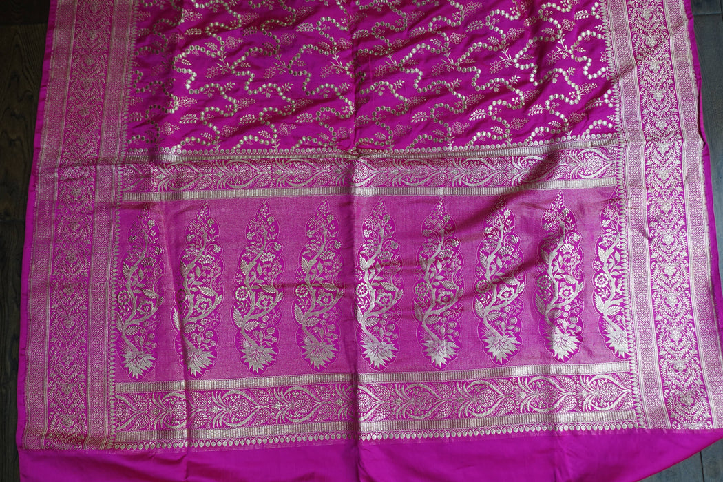 Hot Pink Vintage Wedding Banarsi Silk With Blouse To Fit 35 Bust - New