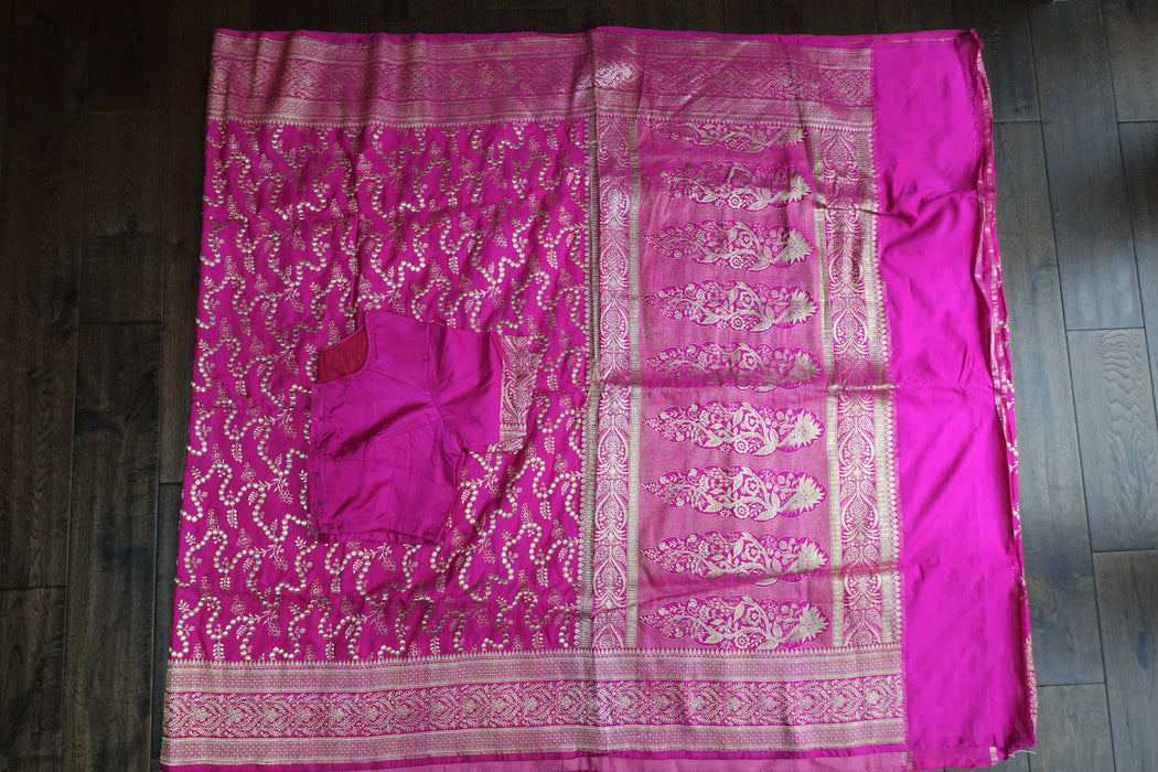 Hot Pink Vintage Wedding Banarsi Silk With Blouse To Fit 35 Bust - New