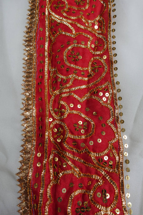White Vintage Georgette Wedding Sari With Sikhya Work - Preloved