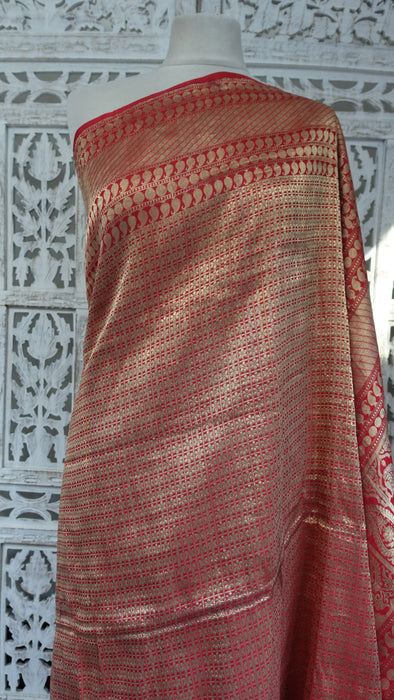 Red And Gold  Heavy Vintage Gold Zari Sari - Preloved
