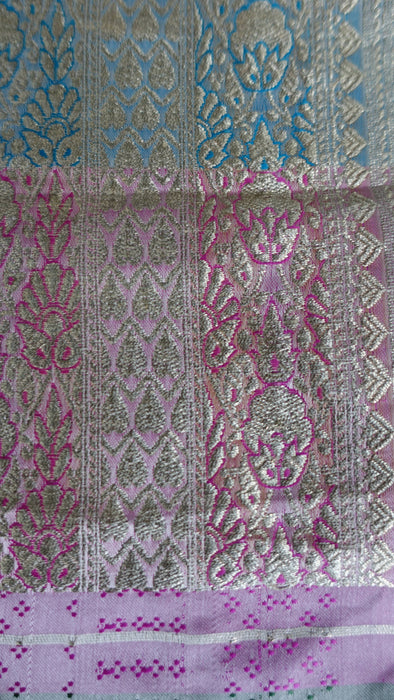 Cream Vintage Woven Silk With Pastel Coloured Palla - Preloved