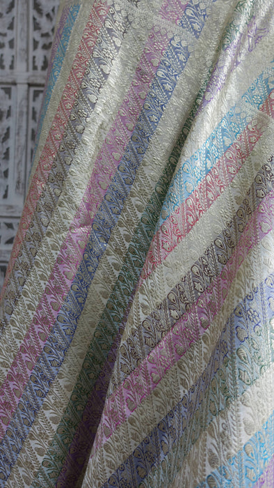Cream Vintage Woven Silk With Pastel Coloured Palla - Preloved