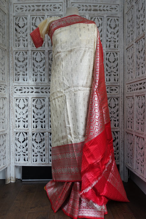 Cream And Red Vintage Sari Including Blouse - New