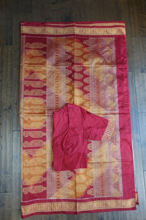 Grey And Maroon Pure Silk Sari With Blouse To Fit 34 Bust - Preloved