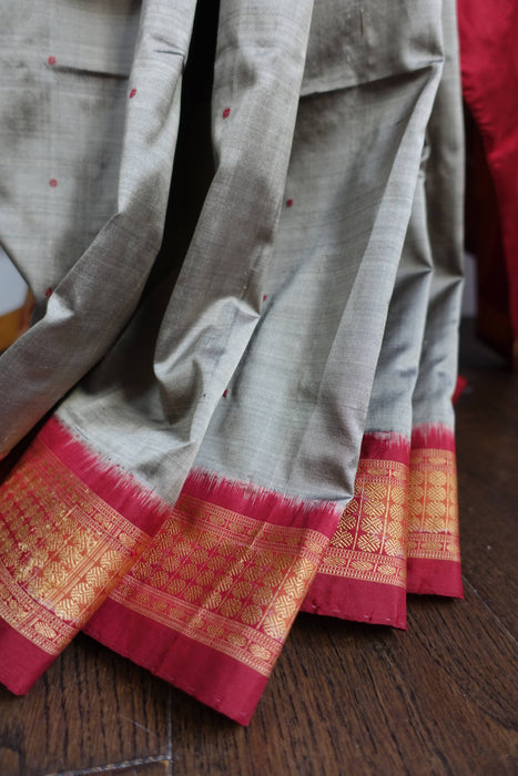 Grey And Maroon Pure Silk Sari With Blouse To Fit 34 Bust - Preloved
