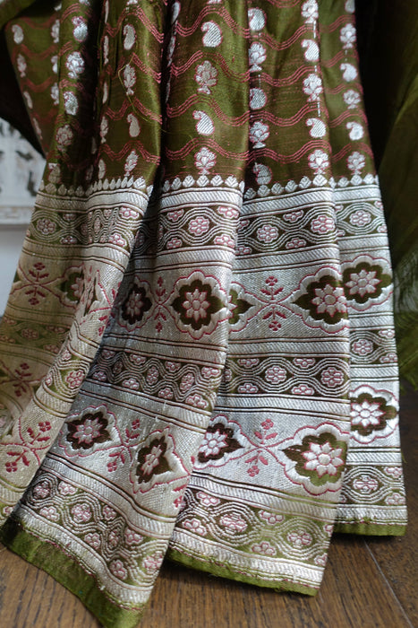 2 Tone Green Silk Tanchoi Sateen Silk - Preloved