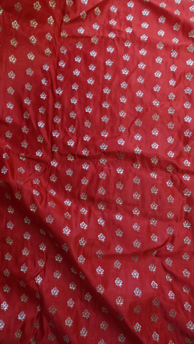Red Brocade Vintage Wedding Sari - Preloved