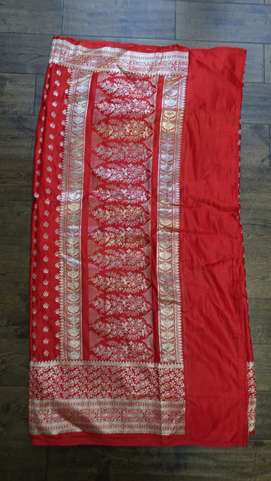 Red Brocade Vintage Wedding Sari - Preloved