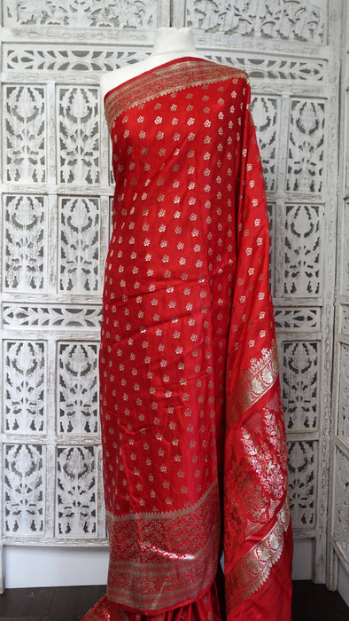 Red Brocade Vintage Wedding Sari - Preloved