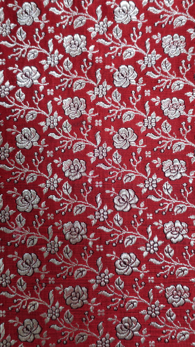 Red And Green Really Heavy Vintage Banarsi Sari - Preloved