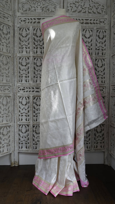 White And Pink Vintage Sari With Blouse - New