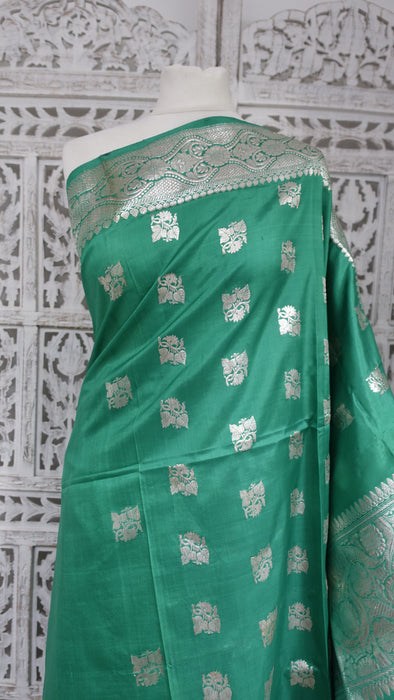 Jade Pure Silk Sari With Blouse Piece Sari- New