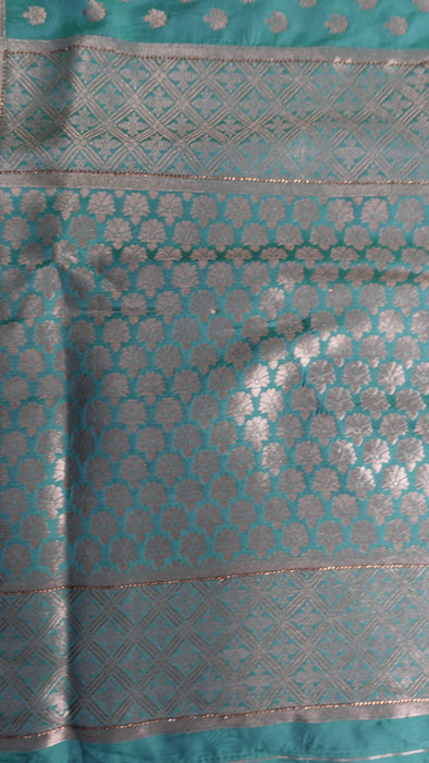 Jade Silk Blend Sari With Blouse Piece - New