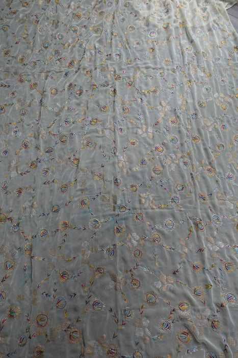 Off Cream Vintage Embroidered Dupatta - Preloved