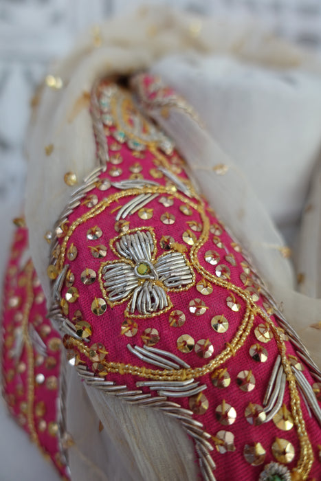 Cream And Pink Vintage Silk Chiffon Dupatta - Preloved