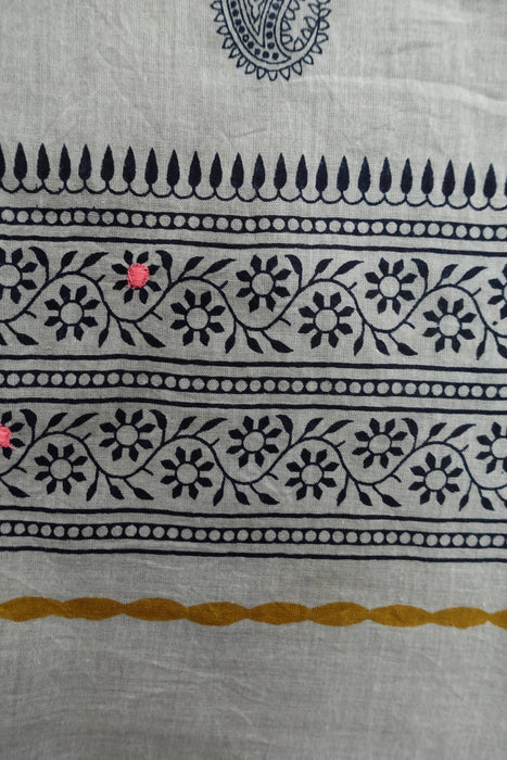 White Cotton Paisley Printed Dupatta - New