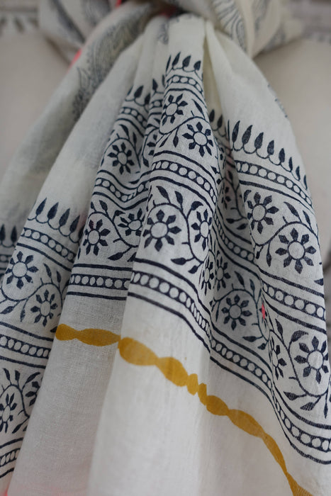 White Cotton Paisley Printed Dupatta - New