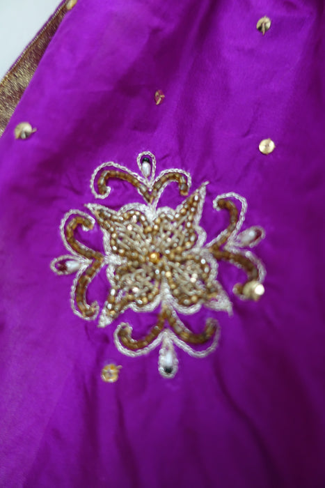 Purple Vintage Silk Dupatta - Preloved