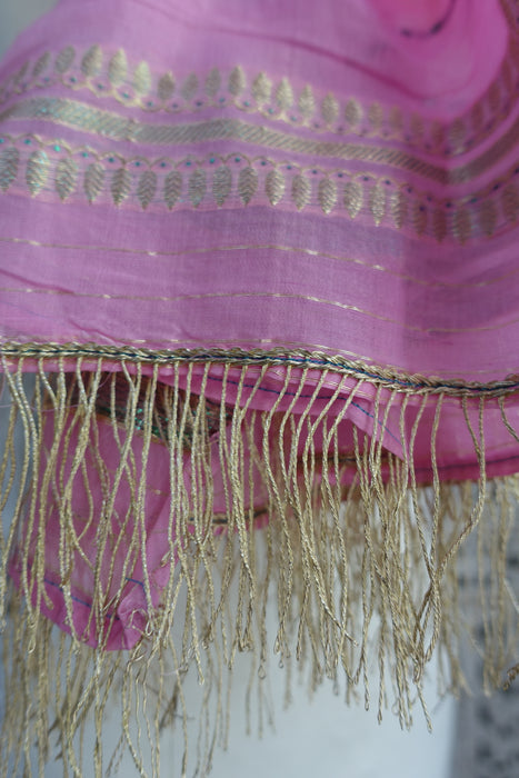Pink Vintage Shawl With Gold Fringe - New