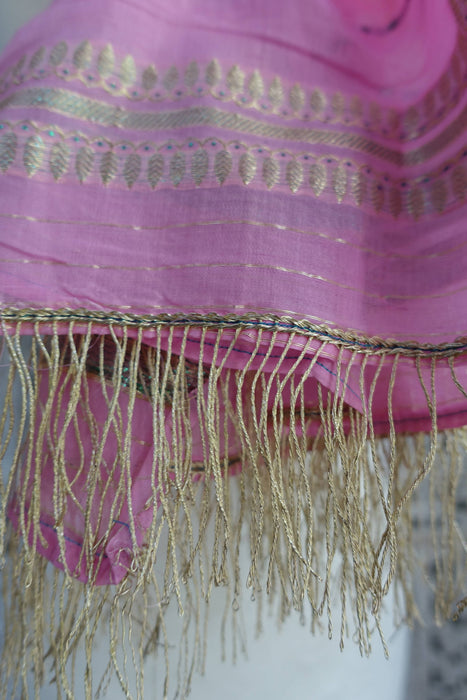 Pink Vintage Shawl With Gold Fringe - New