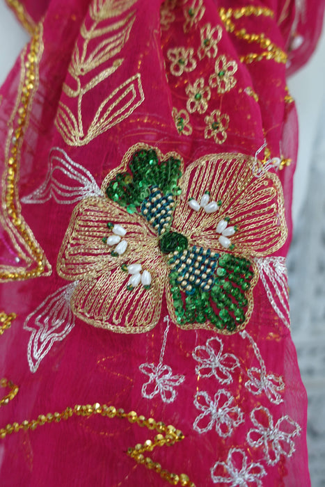 Raspberry Red Vintage Dupatta - New
