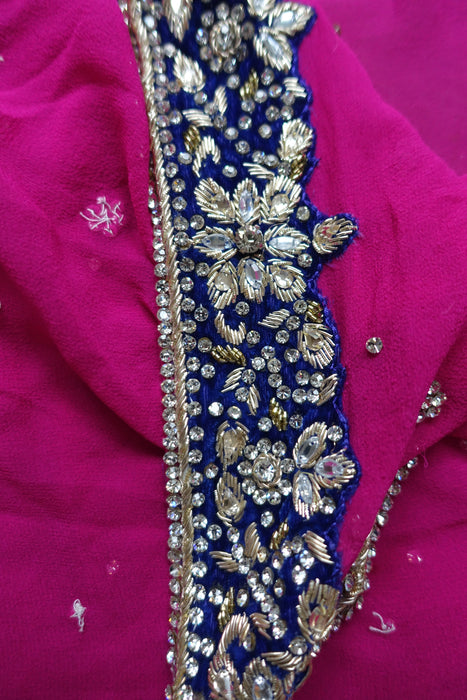 Pink Dupatta With Velvet Trim - Preloved
